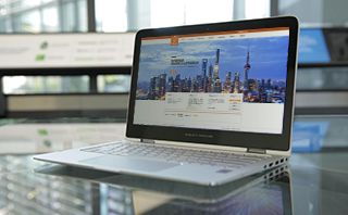 Is there a relationship between the fatigue strength and hardness of 45 # steel plate?